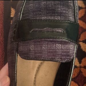 Hush Puppies Soft Style size 8.5